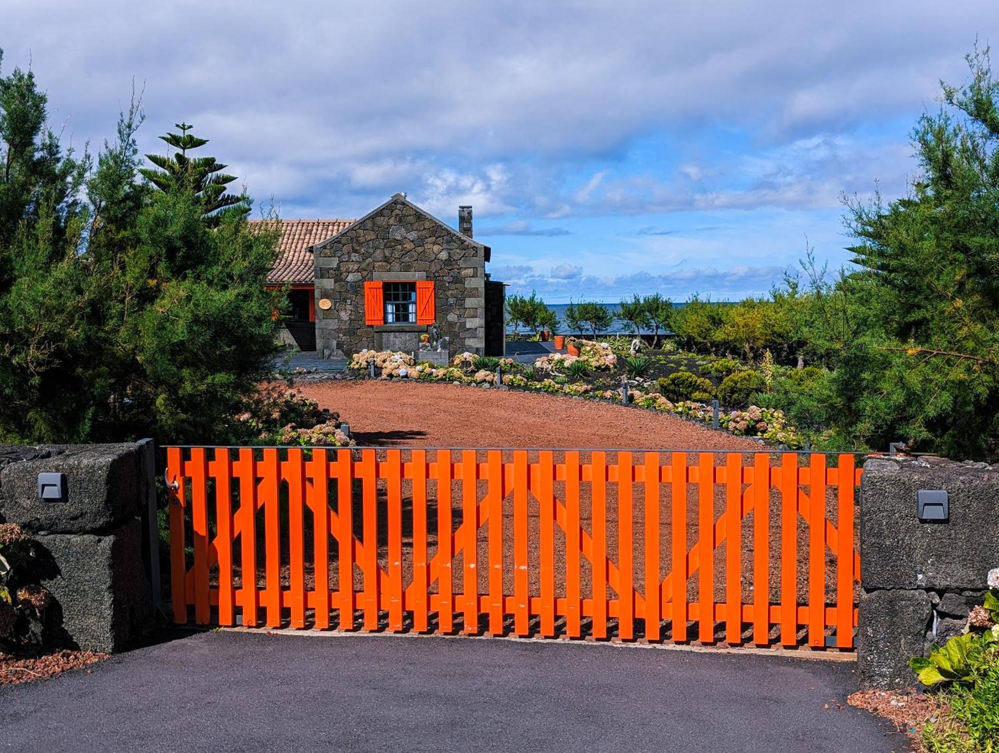 Casa Baleia Laranja Ocean-Front Madalena (Azores) Exterior foto